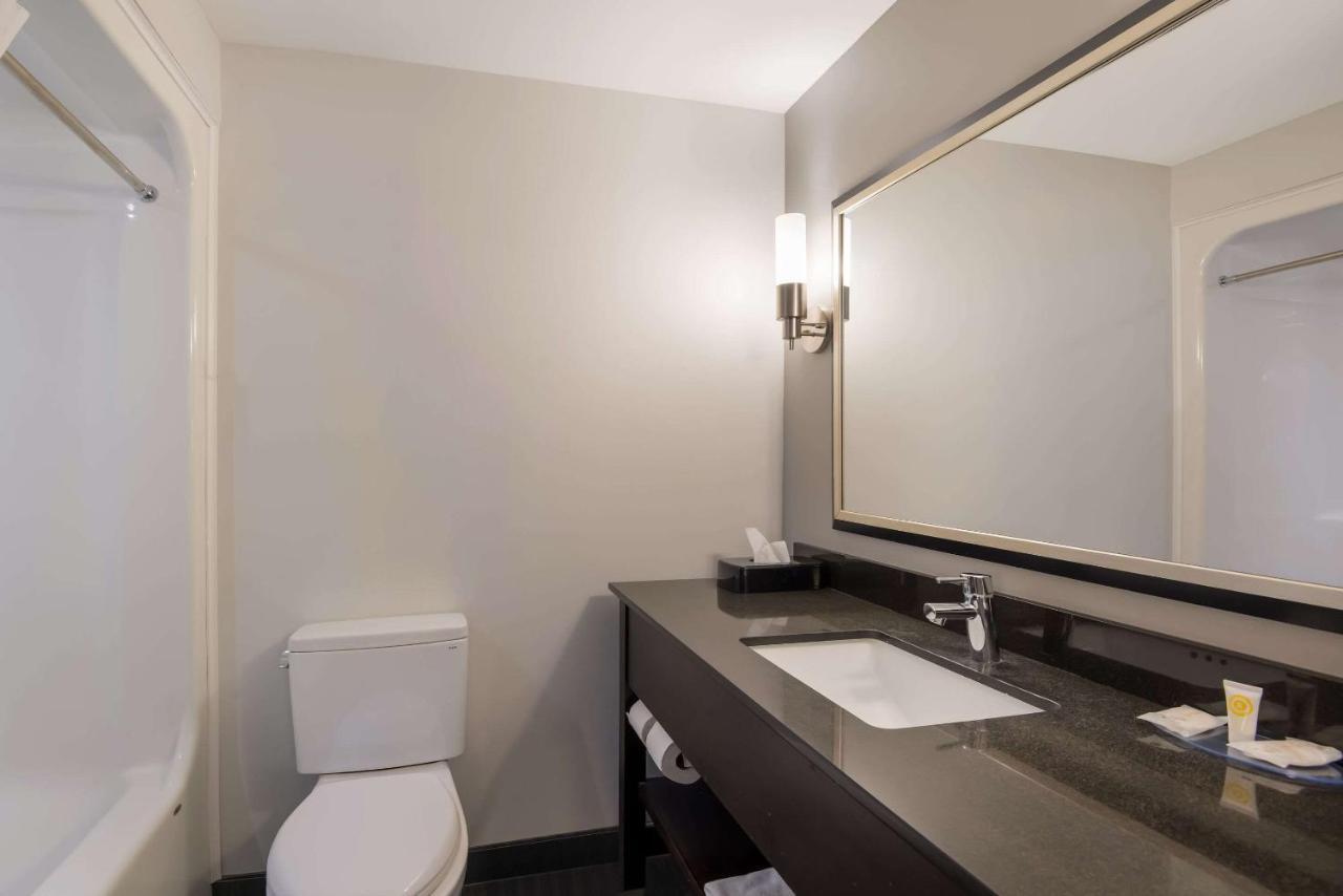 Hotel Clarion Pointe Downtown Siracusa Exterior foto